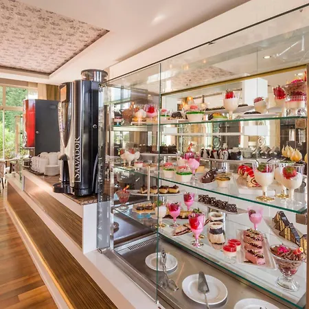 تراس بيتش ريزورت الشامل كلياً سيدي