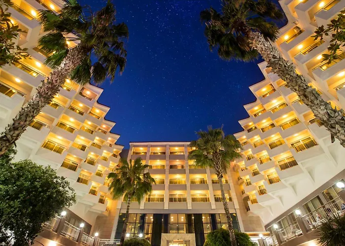 Üdülőközpont Terrace Side